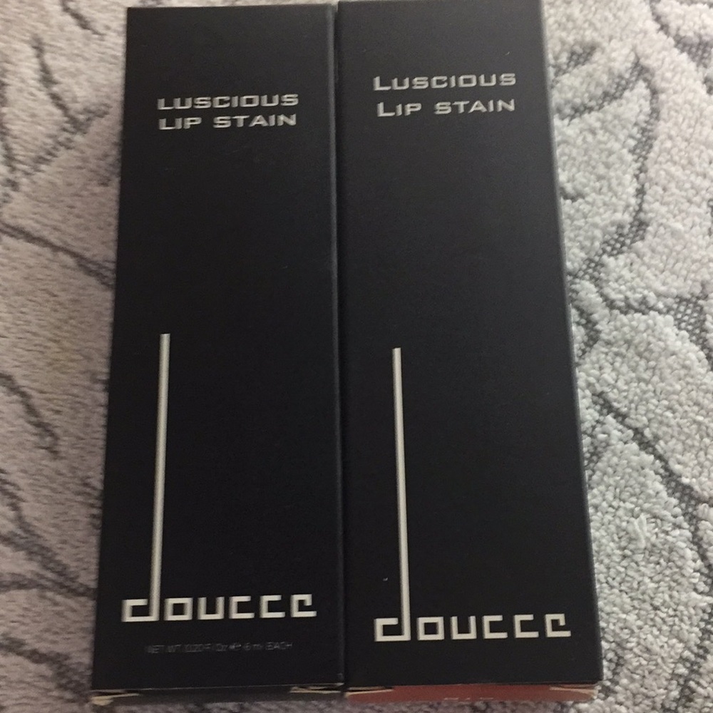 Doucce Luscious Lip Stain 2 boxes new in box